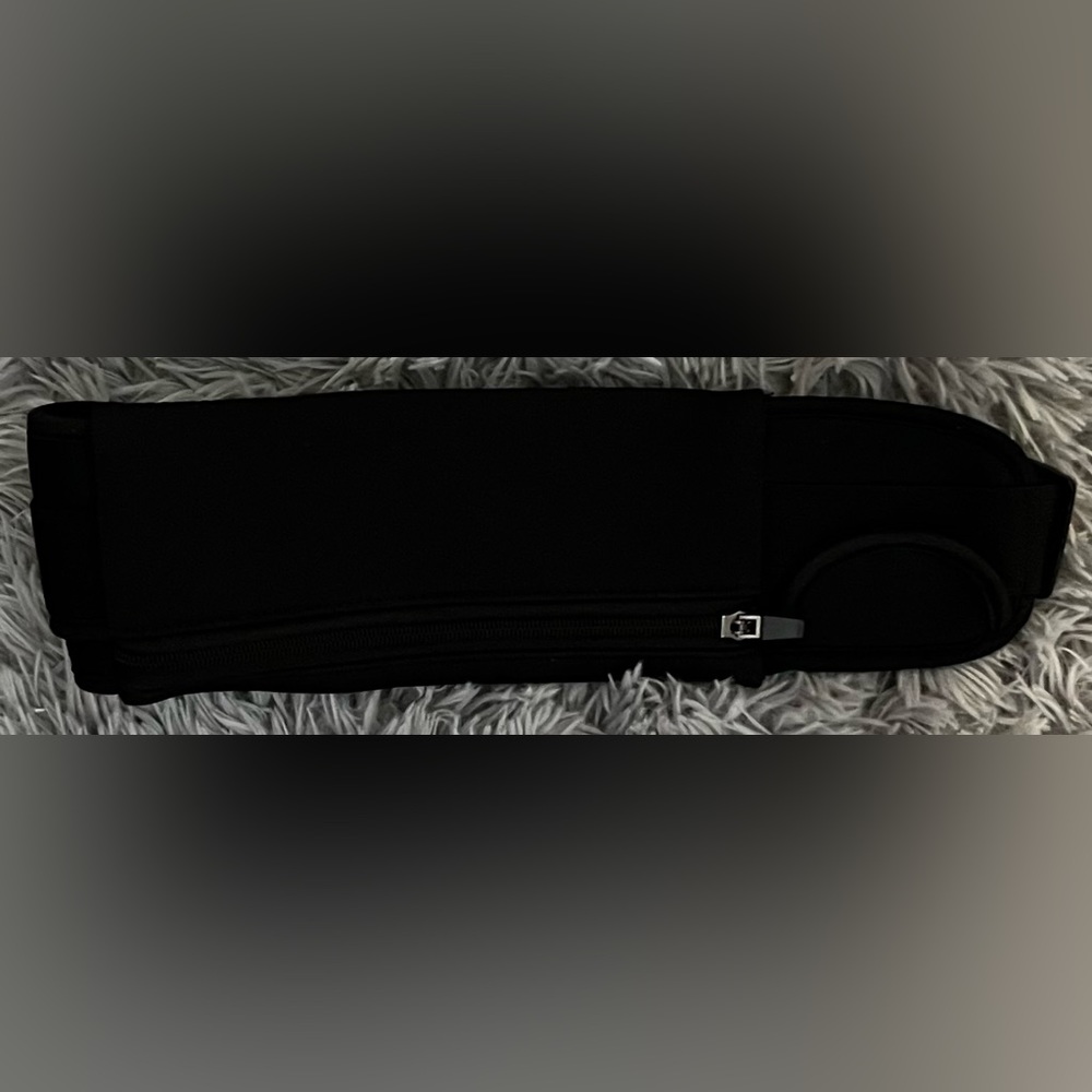 Black Fannypack